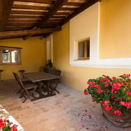Casa Dei Lecci Apartment Foligno Exterior photo