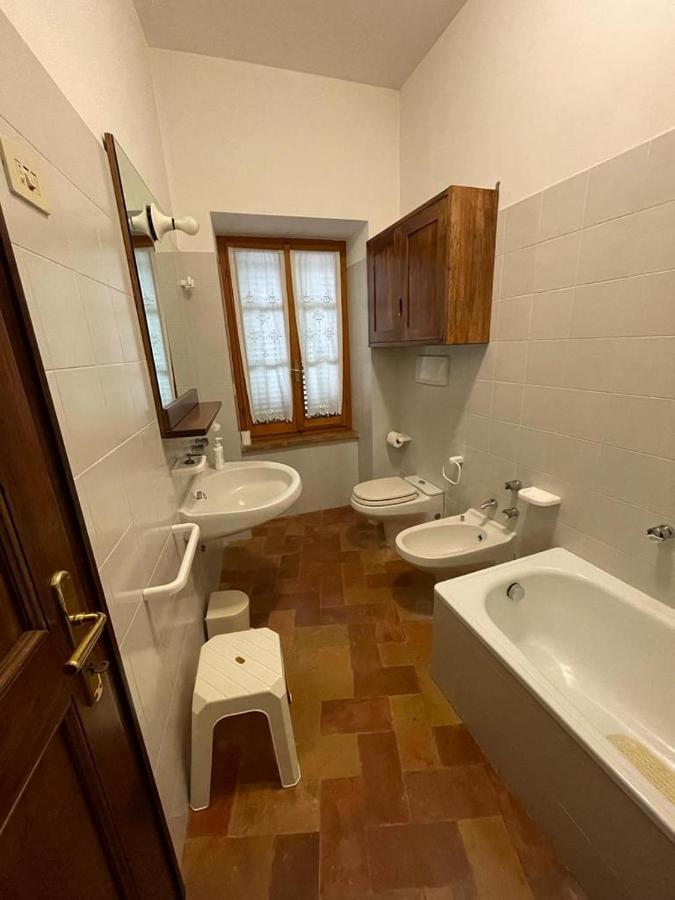 Casa Dei Lecci Apartment *
