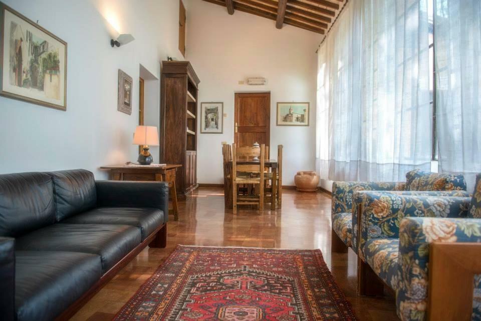 Casa Dei Lecci Apartment Foligno